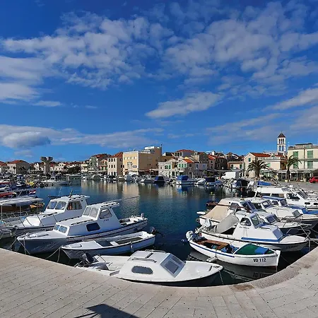 1 Bedroom Amazing In Appartement